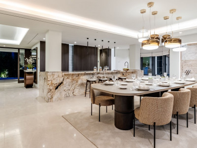 Villa for sale in Las Brisas del Golf, Nueva Andalucia