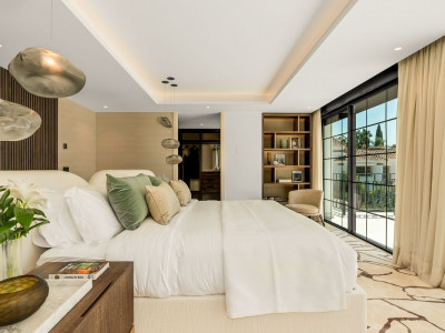 Villa for sale in Las Brisas del Golf, Nueva Andalucia