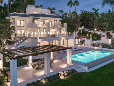 Villa for sale in Las Brisas del Golf, Nueva Andalucia