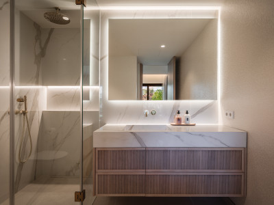 Апартамент на нижнем этаже в продаже в Aloha Park, Новая Андалусия