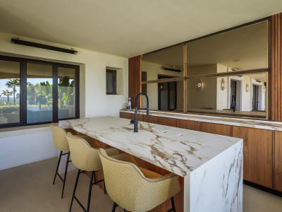 Апартамент на нижнем этаже в продаже в Aloha Park, Новая Андалусия