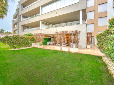 Erdgeschosswohnung zum Verkauf in Royal Banús, Nueva Andalucia