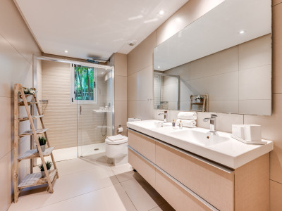 Erdgeschosswohnung zum Verkauf in Royal Banús, Nueva Andalucia