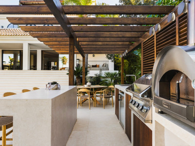 Villa à vendre à Los Naranjos Golf, Nueva Andalucia