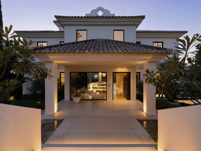 Villa à vendre à Los Naranjos Golf, Nueva Andalucia