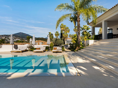 Villa à vendre à Los Naranjos Golf, Nueva Andalucia