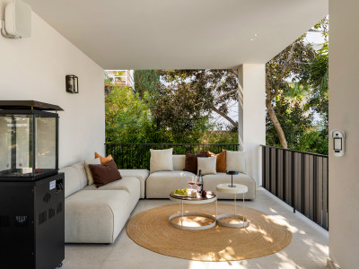 Villa à vendre à Los Naranjos Golf, Nueva Andalucia