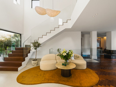 Villa à vendre à Los Naranjos Golf, Nueva Andalucia