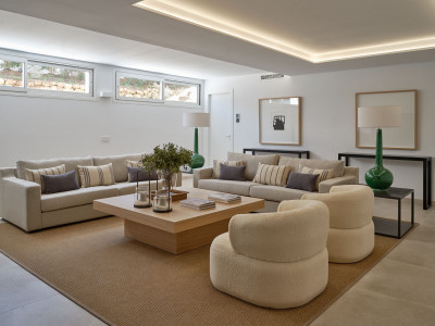 Villa zum Verkauf in Valdeolletas, Marbella