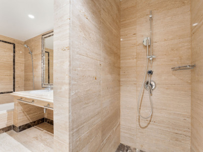 Erdgeschosswohnung zum Verkauf in Sierra Blanca, Marbella Goldene Meile