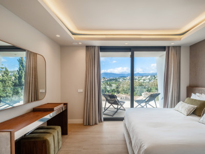 Villa zum Verkauf in El Paraiso, Estepona