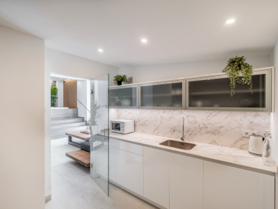 Villa zum Verkauf in El Paraiso, Estepona