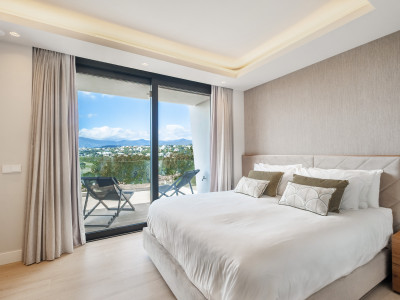 Villa zum Verkauf in El Paraiso, Estepona