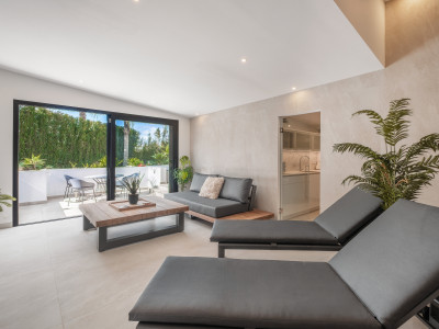 Villa zum Verkauf in El Paraiso, Estepona