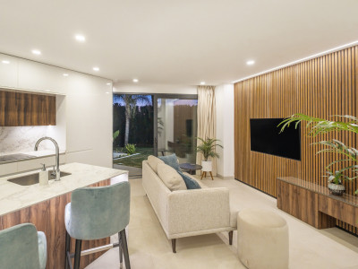 Villa zum Verkauf in El Paraiso, Estepona