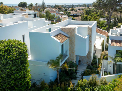 Villa zum Verkauf in Nueva Alcantara, San Pedro de Alcantara