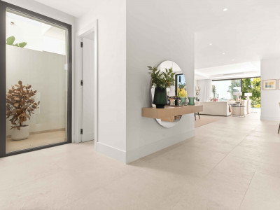 Villa zum Verkauf in Nueva Alcantara, San Pedro de Alcantara