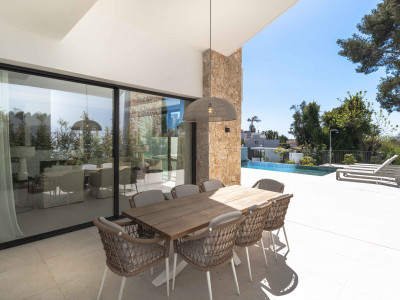 Villa zum Verkauf in Nueva Alcantara, San Pedro de Alcantara