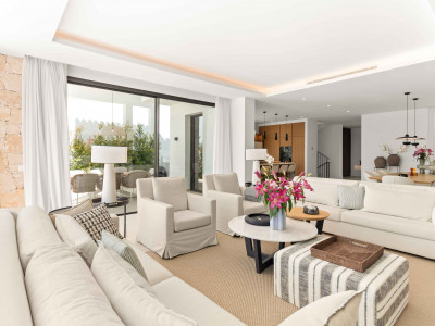 Villa zum Verkauf in Nueva Alcantara, San Pedro de Alcantara