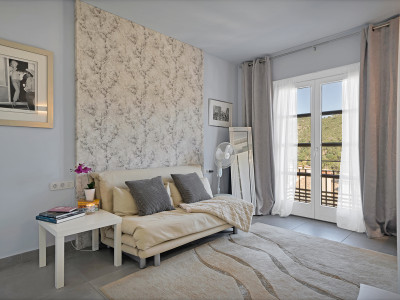 Reihenhaus zum Verkauf in El Casar, Benahavis