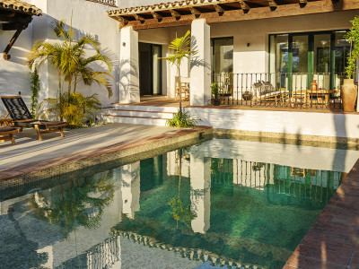 Villa à vendre à El Paraiso, Estepona