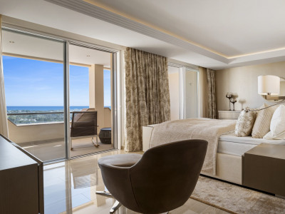 Zweistöckiges Penthouse zum Verkauf in Cumbres de Los Almendros, Benahavis