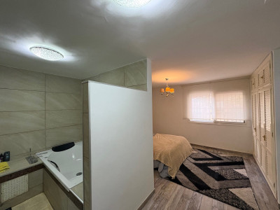 Town House for sale in Seghers, Estepona