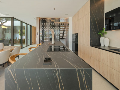 Вилла в продаже в Golden Mile, Золотая Миля