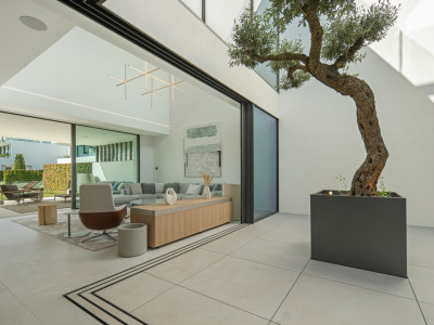 Вилла в продаже в Golden Mile, Золотая Миля