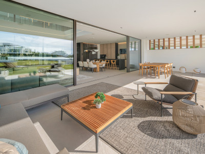 Вилла в продаже в Golden Mile, Золотая Миля