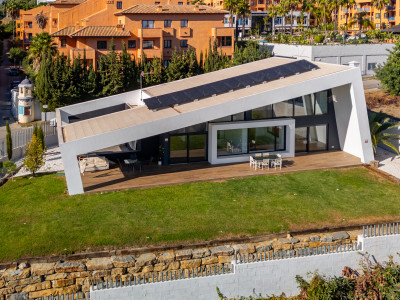 Villa zum Verkauf in Bel Air, Estepona