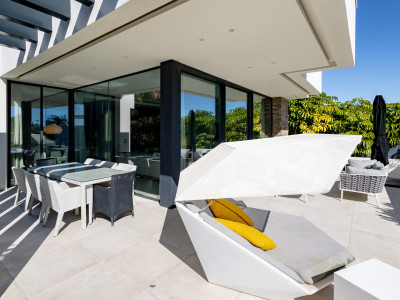 Villa zum Verkauf in El Campanario, Estepona