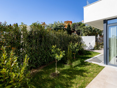 Villa zum Verkauf in El Campanario, Estepona