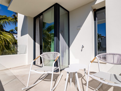 Villa zum Verkauf in El Campanario, Estepona