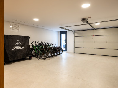 Вилла в продаже в Los Flamingos, Бенахавис