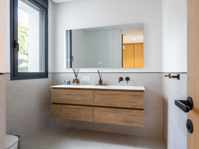 Вилла в продаже в Los Flamingos, Бенахавис