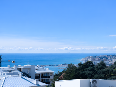 Duplex Penthouse for sale in El Higueron, Fuengirola