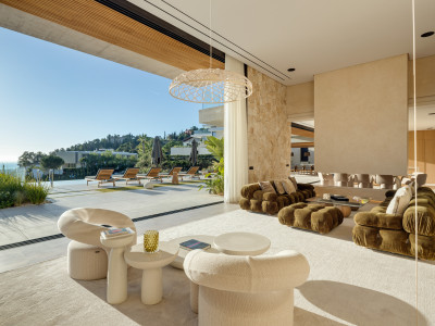 Villa for sale in El Madroñal, Benahavis