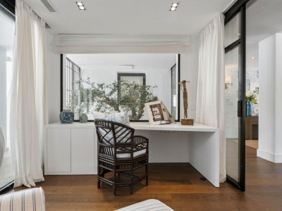 Villa à vendre à Los Naranjos, Nueva Andalucia