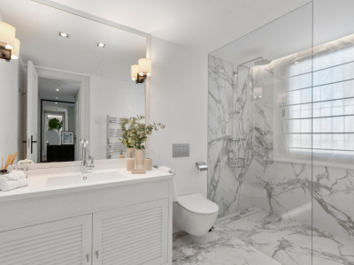 Villa à vendre à Los Naranjos, Nueva Andalucia