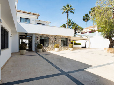 Villa à vendre à Los Naranjos, Nueva Andalucia