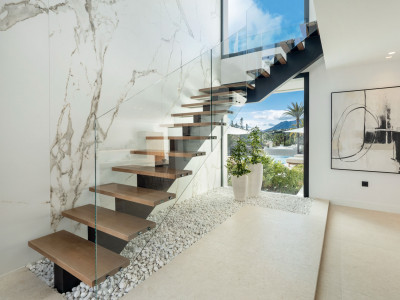 Villa à vendre à El Paraiso, Estepona