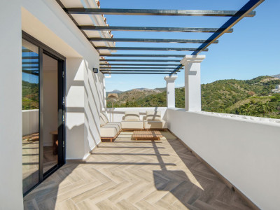 Penthouse for sale in La Quinta Golf, Benahavis