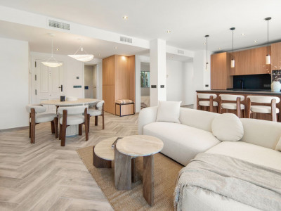 Penthouse for sale in La Quinta Golf, Benahavis