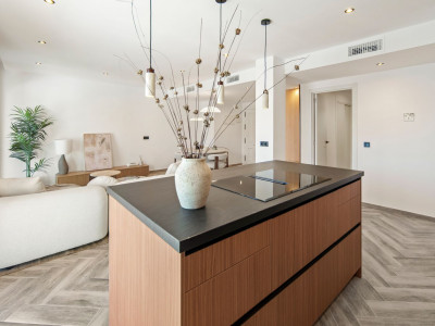 Penthouse for sale in La Quinta Golf, Benahavis