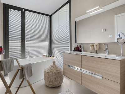 Villa en venta en La Duquesa, Manilva