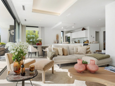 Villa en venta en La Duquesa, Manilva