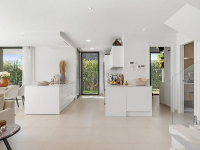 Villa en venta en La Duquesa, Manilva