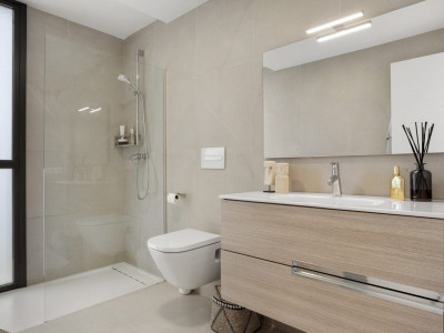 Villa en venta en La Duquesa, Manilva