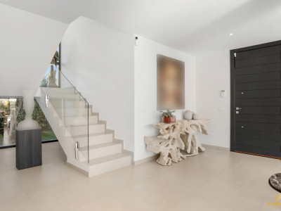 Villa en venta en La Duquesa, Manilva